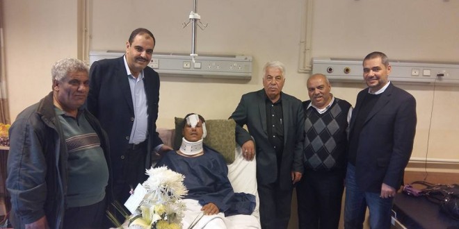 رئيس و عدد من اعضاء الهيئة الادارية والعامة يزورون ابن كفرعانه خطاب الشرايعة الجريح من حادث المعتمرين الفلسطينين .